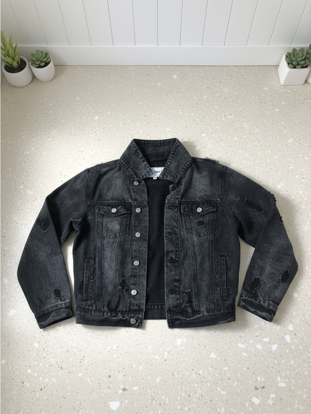Fashion Nova Men’s Black Distressed Denim Jacket XS